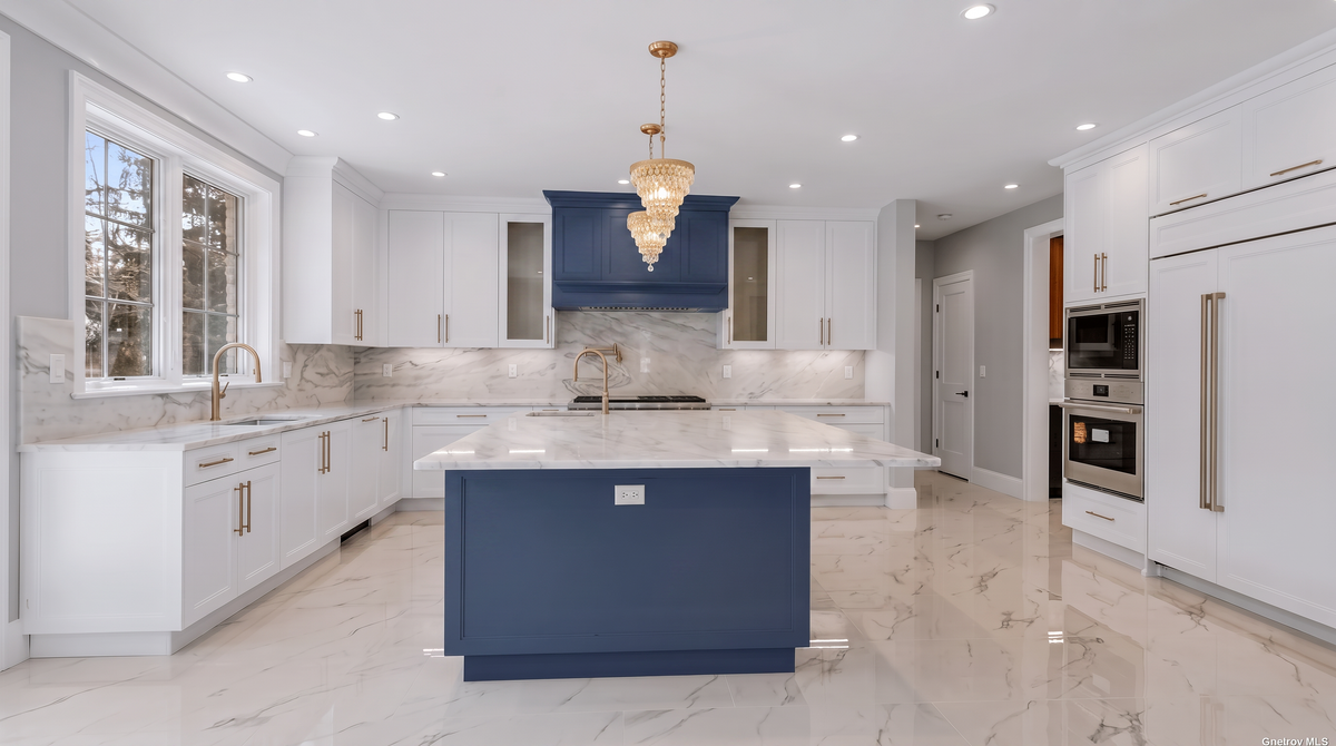 NISORA custom kitchen